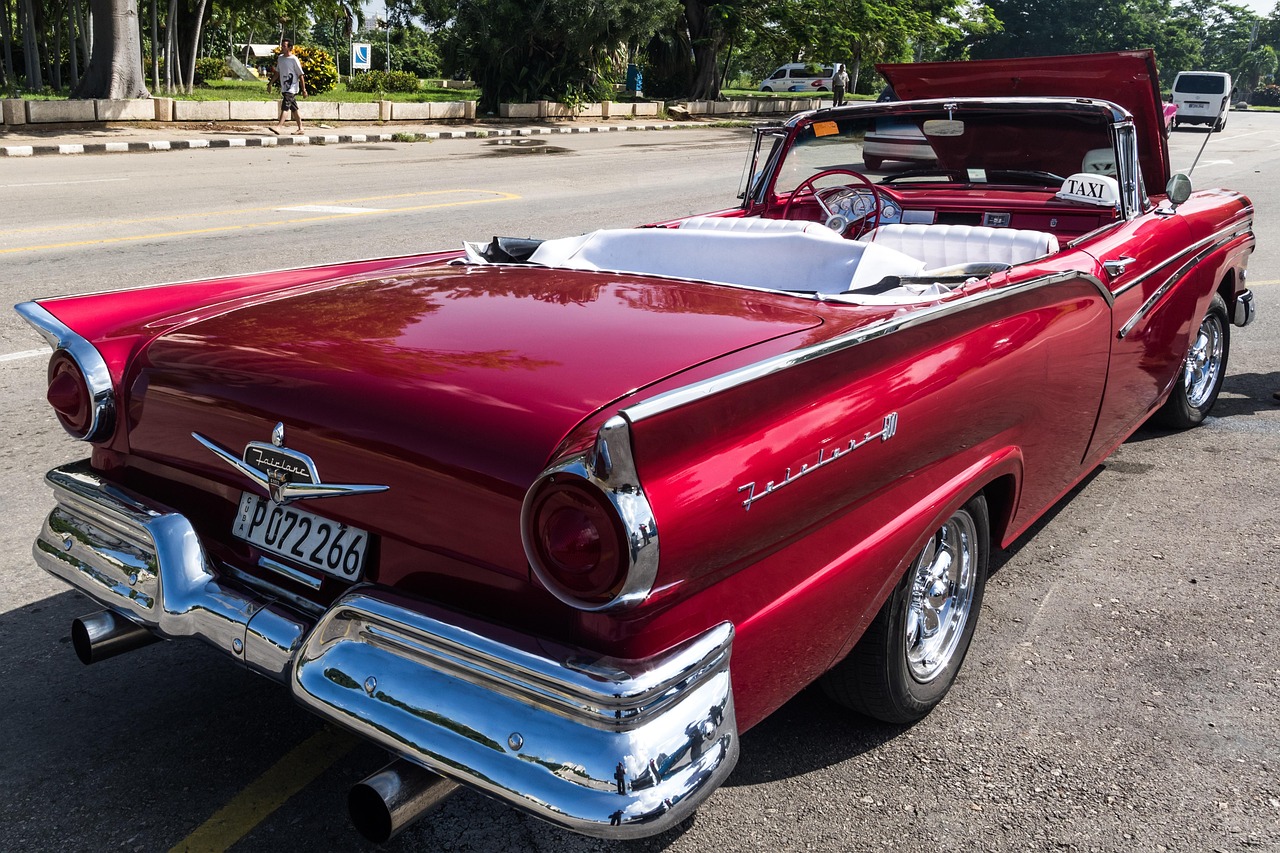 红色车牌是什么车,红色车牌代表什么