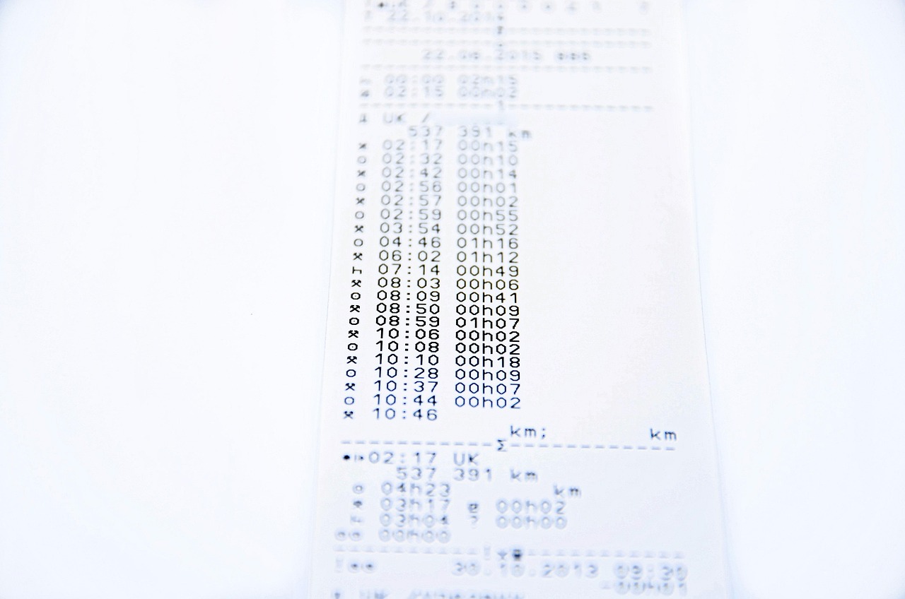 行车记录仪怎么查看记录,行车记录仪怎么查看记录保存多久