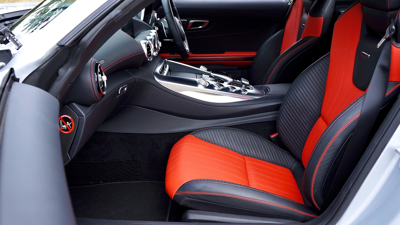 “奔驰c级amg	” 奔驰C级AMG新能源？